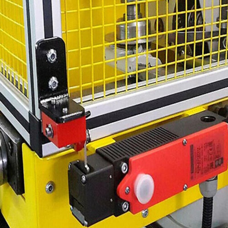 Laudo NR10 e NR12 em Goiânia | Adequação de Máquinas e Laudo Elétrico Industrial